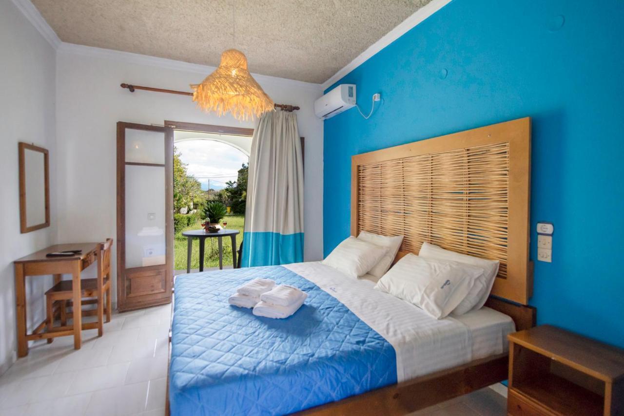 Villa Spyridoula Studios On The Beach Sidari  Exterior photo