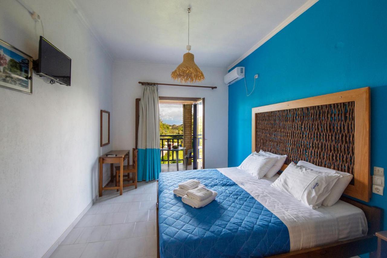 Villa Spyridoula Studios On The Beach Sidari  Exterior photo