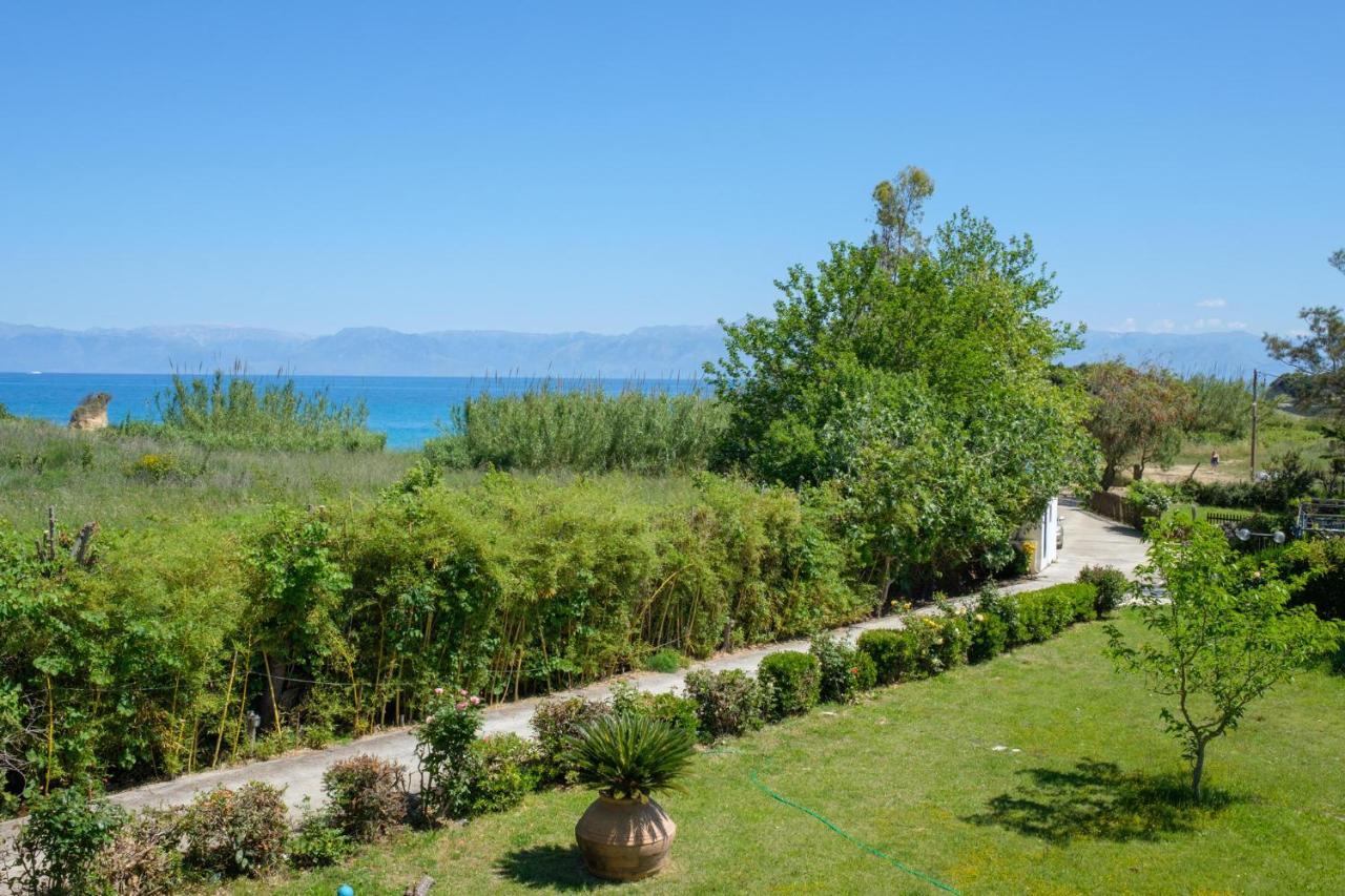 Villa Spyridoula Studios On The Beach Sidari  Exterior photo